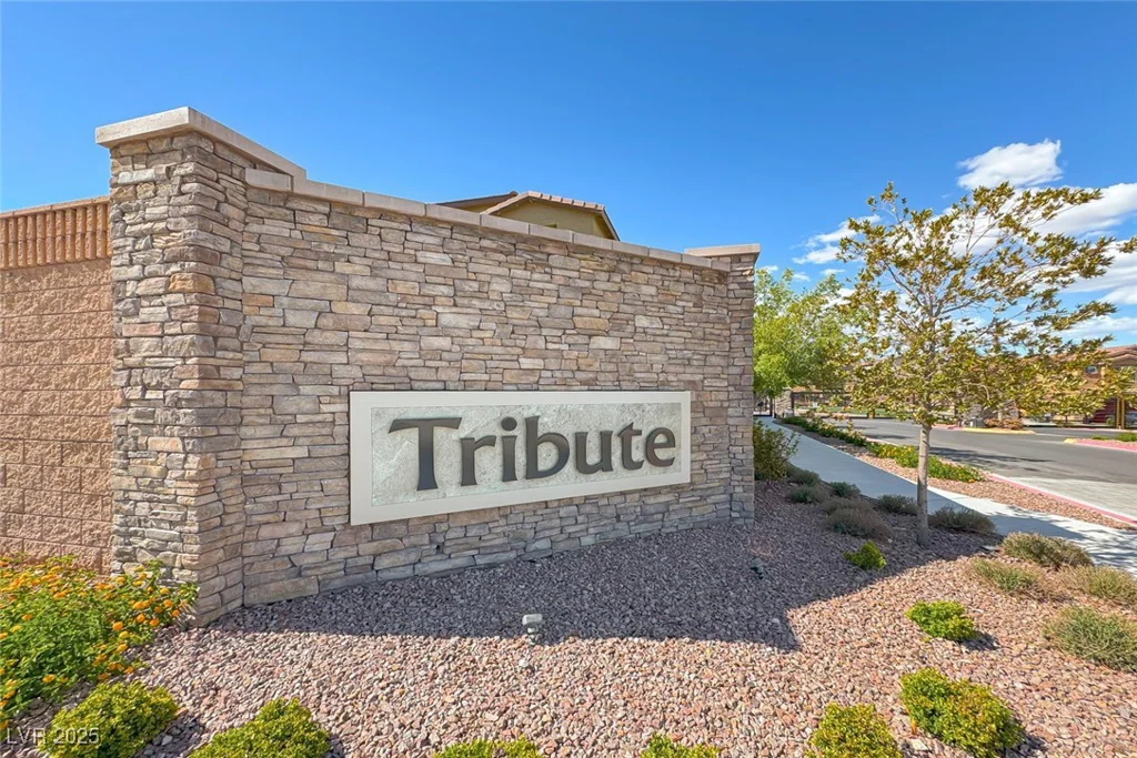 10979 Bristol Park, Las Vegas, NV 89166