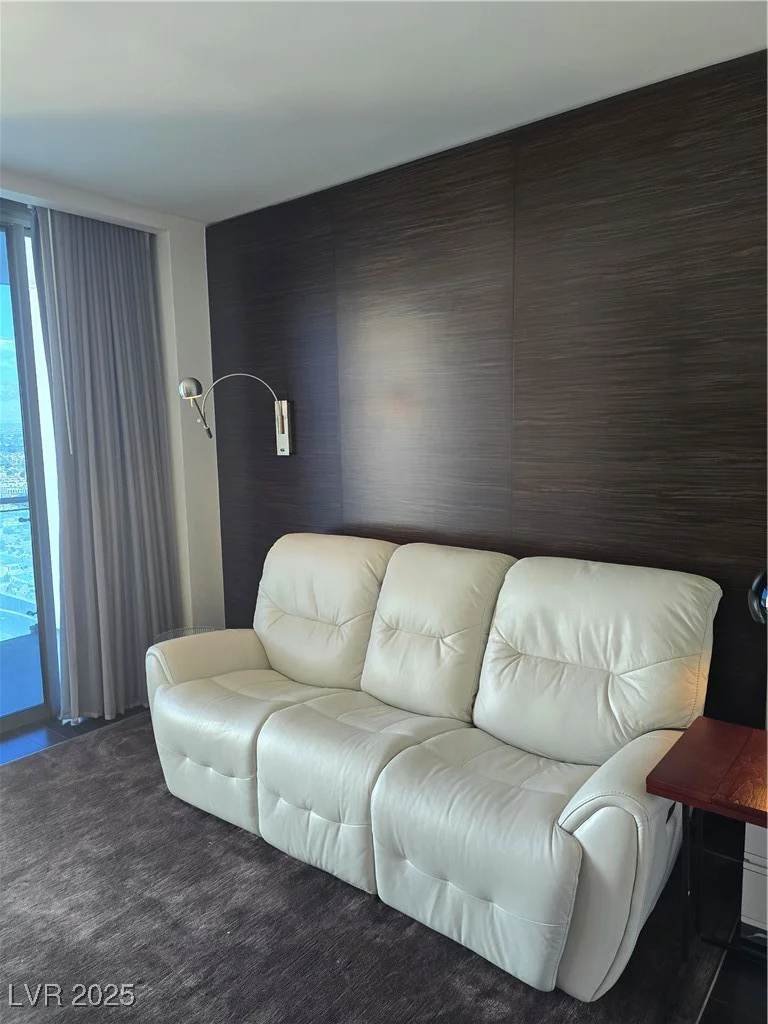 4381 Flamingo, Las Vegas, NV 89103