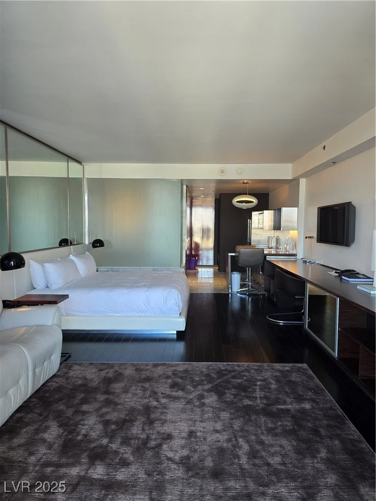 4381 Flamingo, Las Vegas, NV 89103