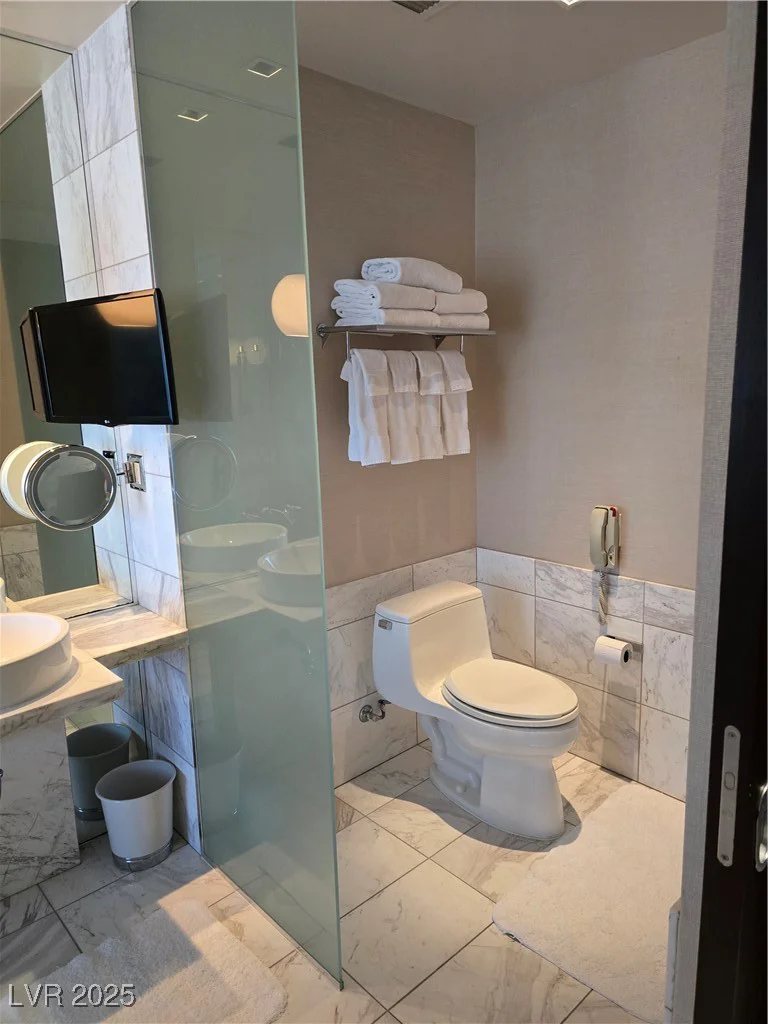 4381 Flamingo, Las Vegas, NV 89103