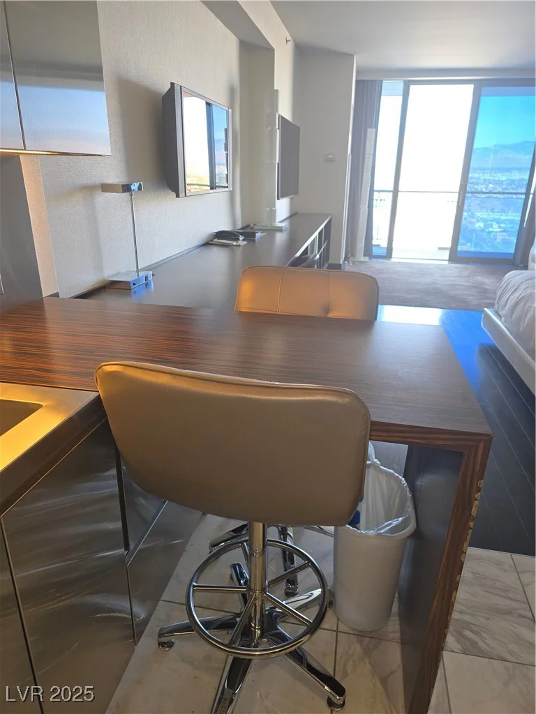 4381 Flamingo, Las Vegas, NV 89103
