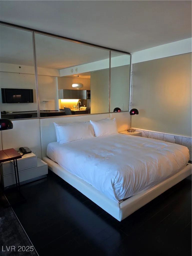 4381 Flamingo, Las Vegas, NV 89103
