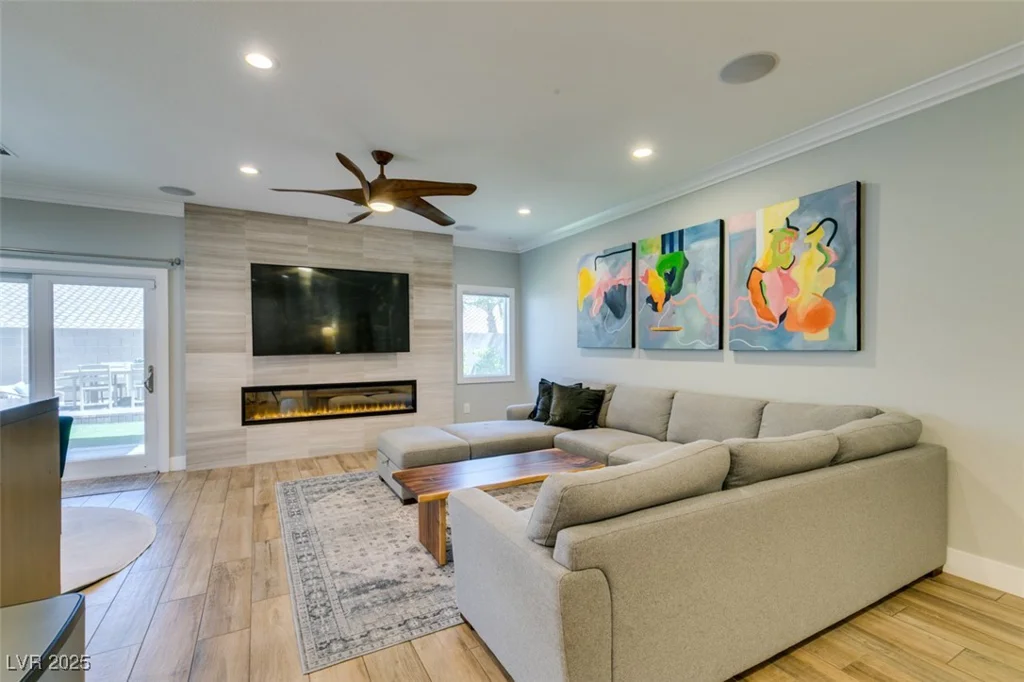 2780 Gallant Hills, Las Vegas, NV 89135