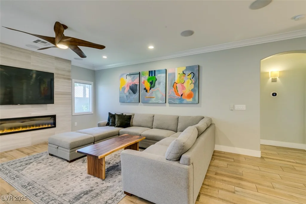 2780 Gallant Hills, Las Vegas, NV 89135