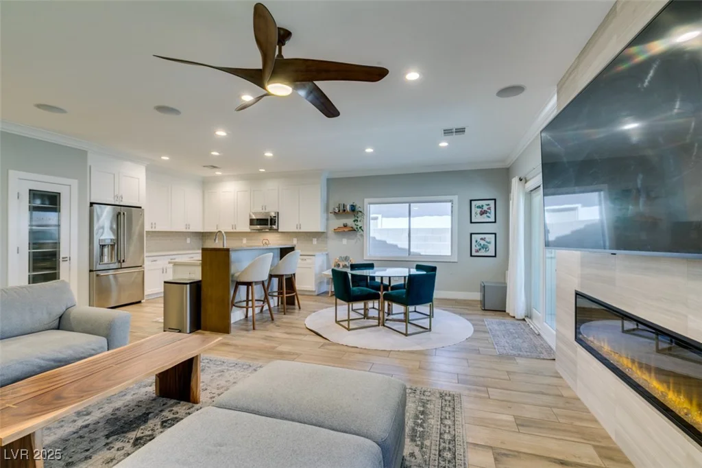 2780 Gallant Hills, Las Vegas, NV 89135