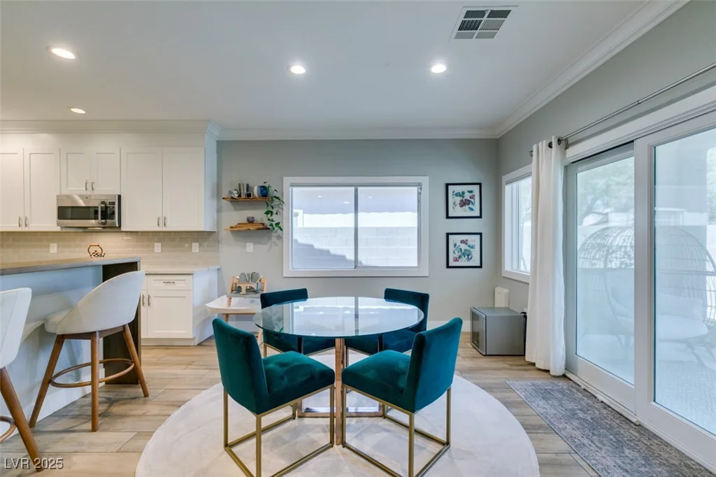 2780 Gallant Hills, Las Vegas, NV 89135
