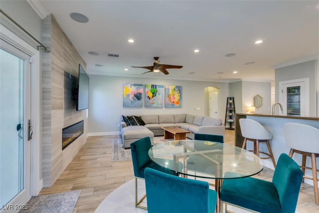 2780 Gallant Hills, Las Vegas, NV 89135