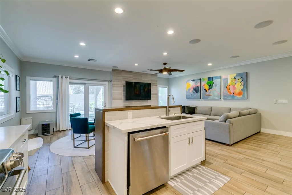 2780 Gallant Hills, Las Vegas, NV 89135
