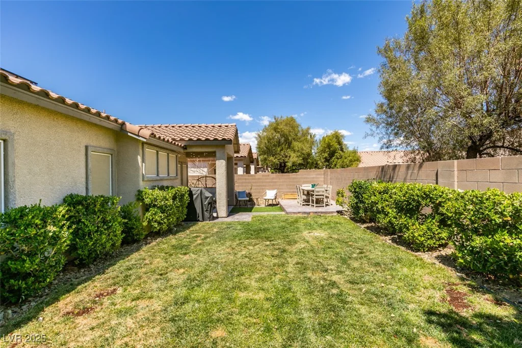 2780 Gallant Hills, Las Vegas, NV 89135