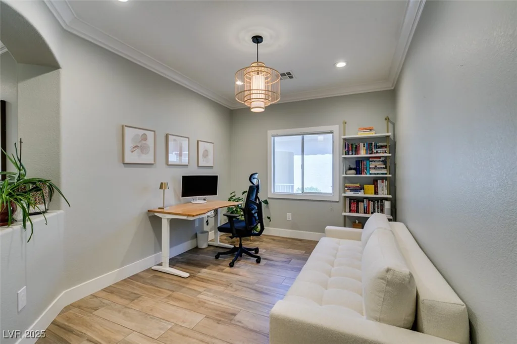 2780 Gallant Hills, Las Vegas, NV 89135