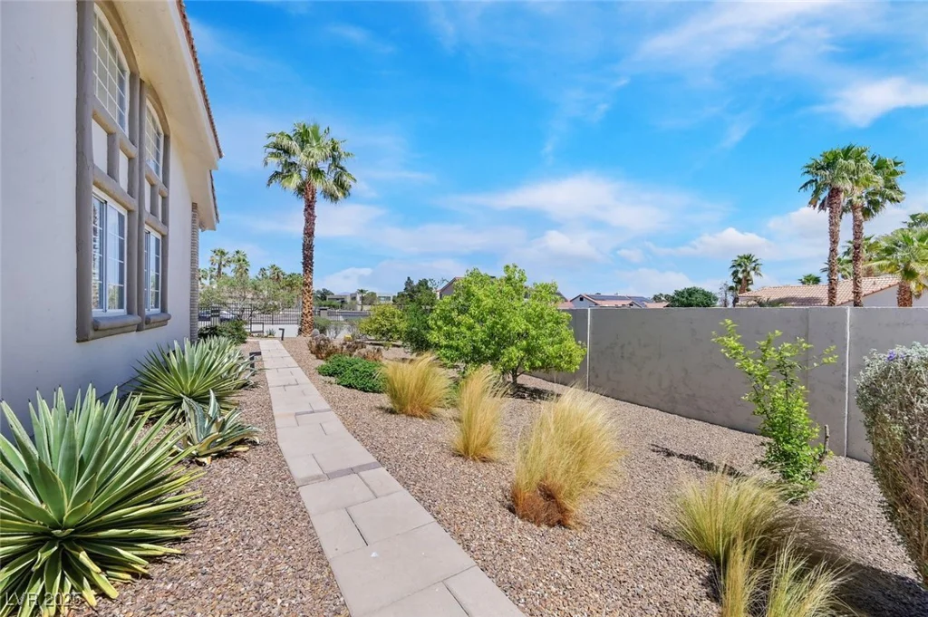 3165 Monte Cristo, Las Vegas, NV 89117
