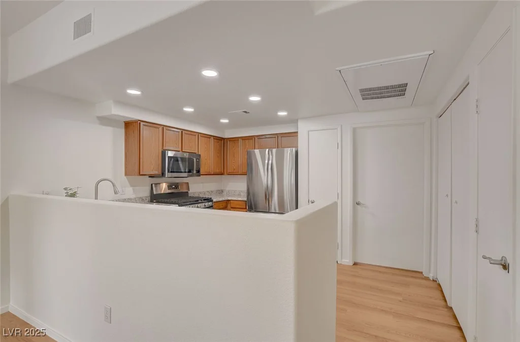 9303 Gilcrease, Las Vegas, NV 89149