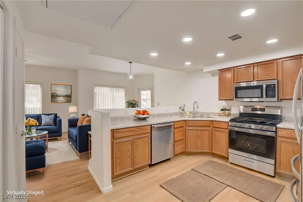 9303 Gilcrease, Las Vegas, NV 89149