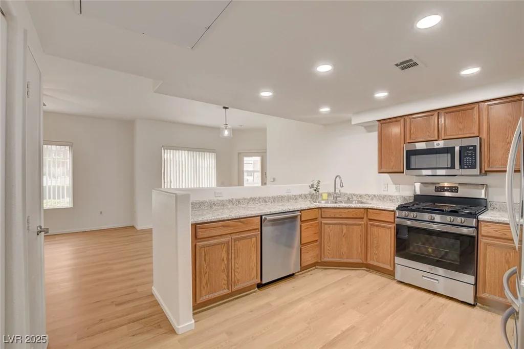 9303 Gilcrease, Las Vegas, NV 89149