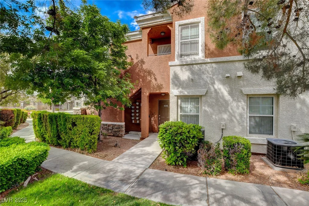 9303 Gilcrease, Las Vegas, NV 89149