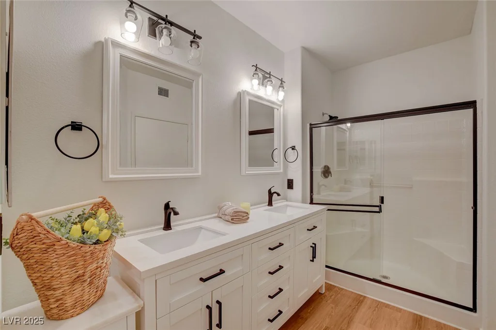 9303 Gilcrease, Las Vegas, NV 89149