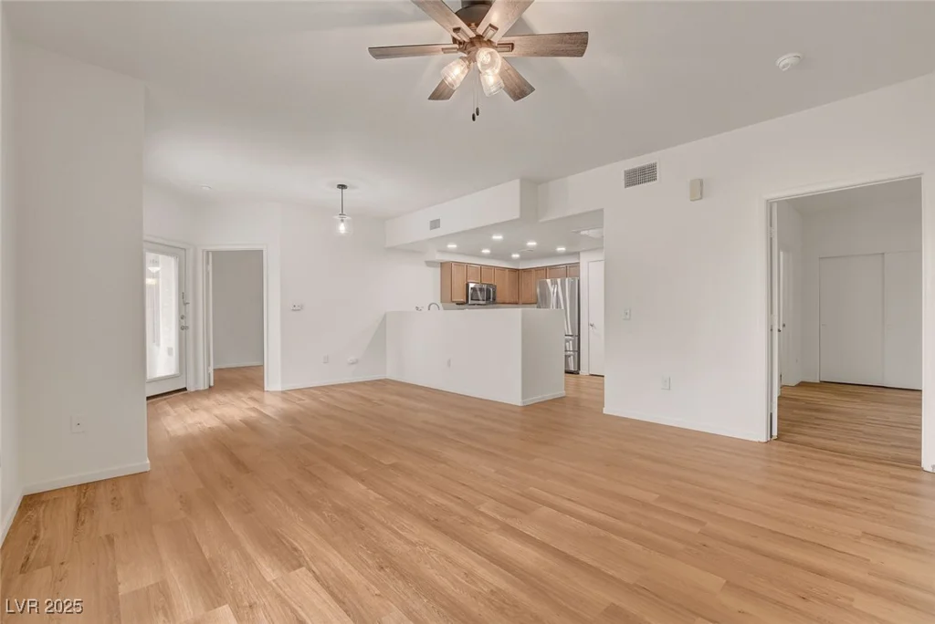 9303 Gilcrease, Las Vegas, NV 89149