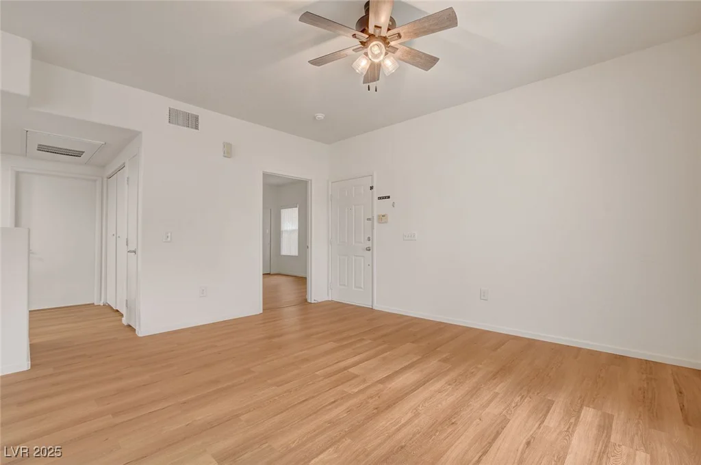 9303 Gilcrease, Las Vegas, NV 89149