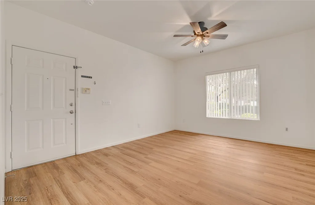 9303 Gilcrease, Las Vegas, NV 89149