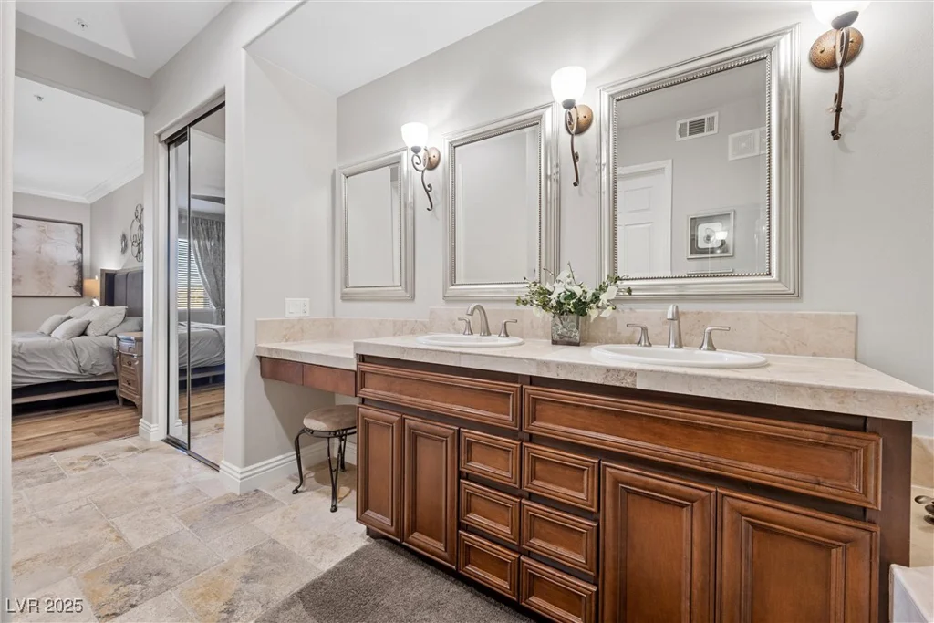 30 Via Mantova, Henderson, NV 89011