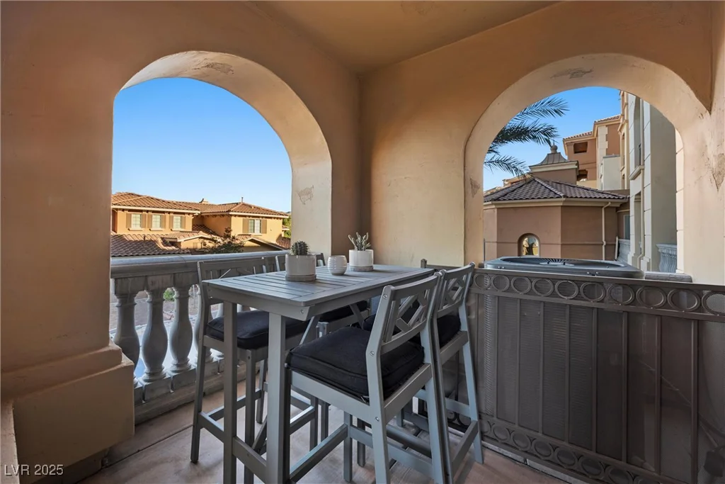 30 Via Mantova, Henderson, NV 89011