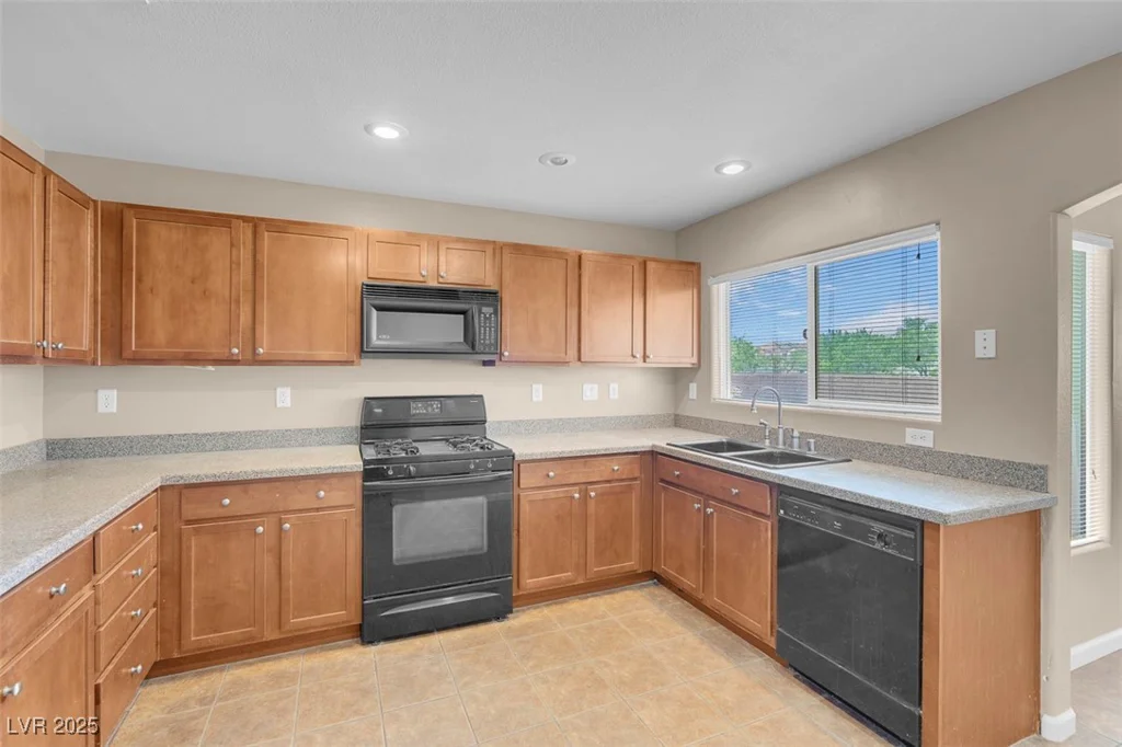 6599 Netherseal, Las Vegas, NV 89139