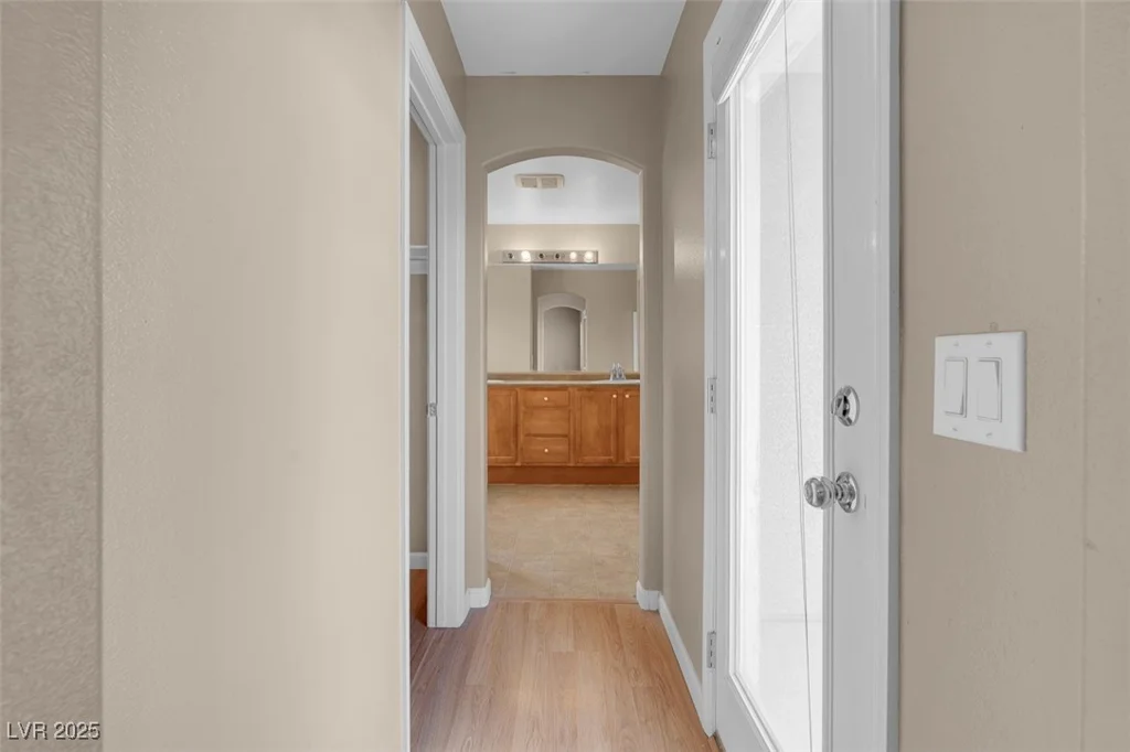 6599 Netherseal, Las Vegas, NV 89139