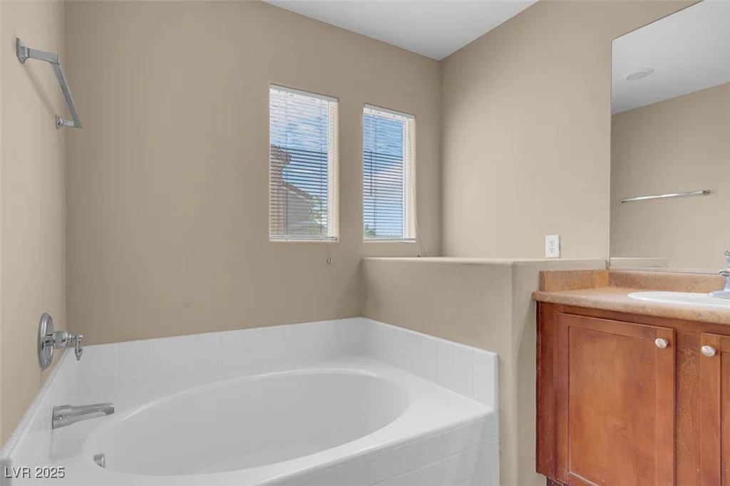 6599 Netherseal, Las Vegas, NV 89139