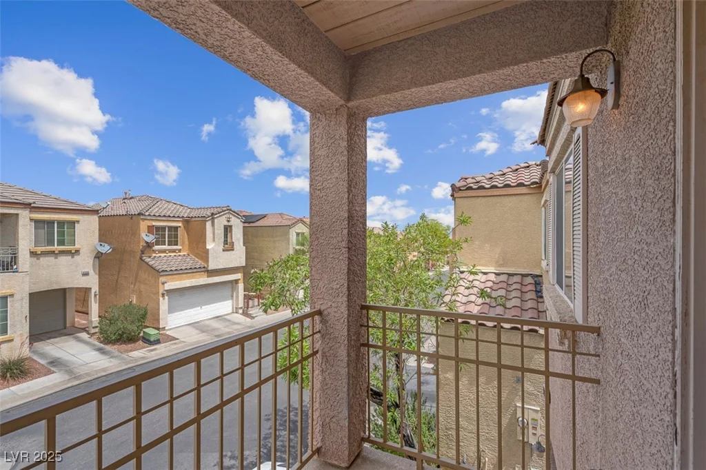 6599 Netherseal, Las Vegas, NV 89139