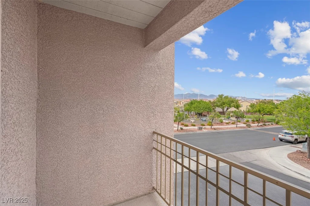 6599 Netherseal, Las Vegas, NV 89139