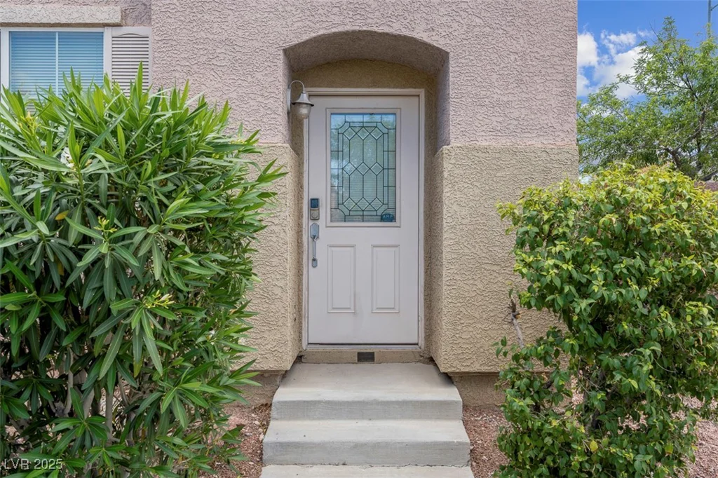 6599 Netherseal, Las Vegas, NV 89139