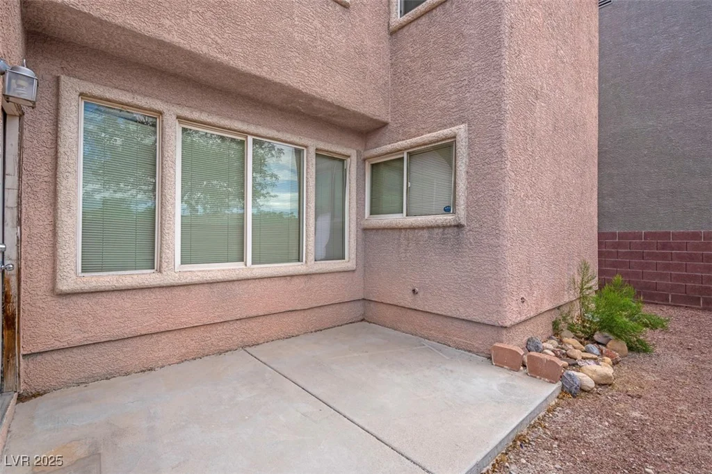 6599 Netherseal, Las Vegas, NV 89139