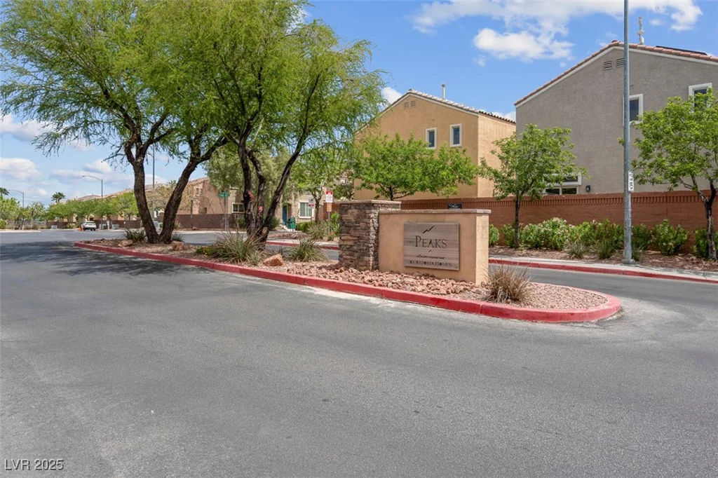 6599 Netherseal, Las Vegas, NV 89139