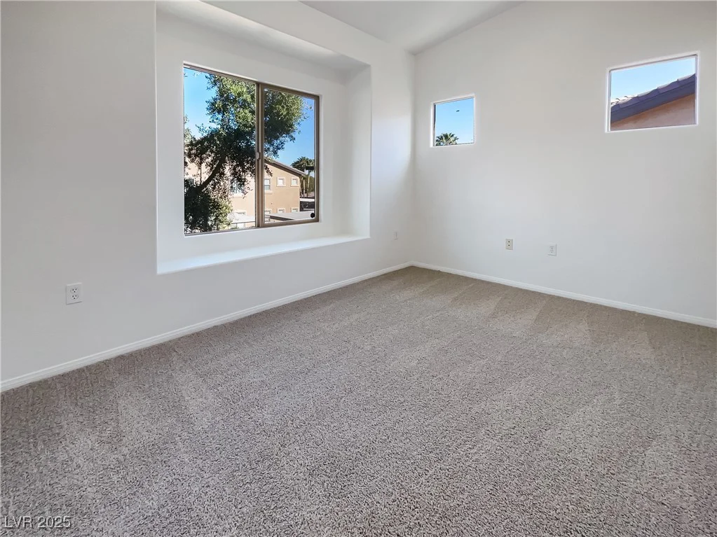 8985 Durango, Las Vegas, NV 89113