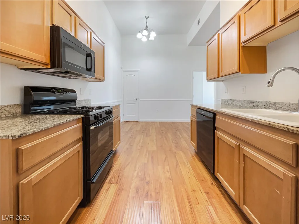 8985 Durango, Las Vegas, NV 89113