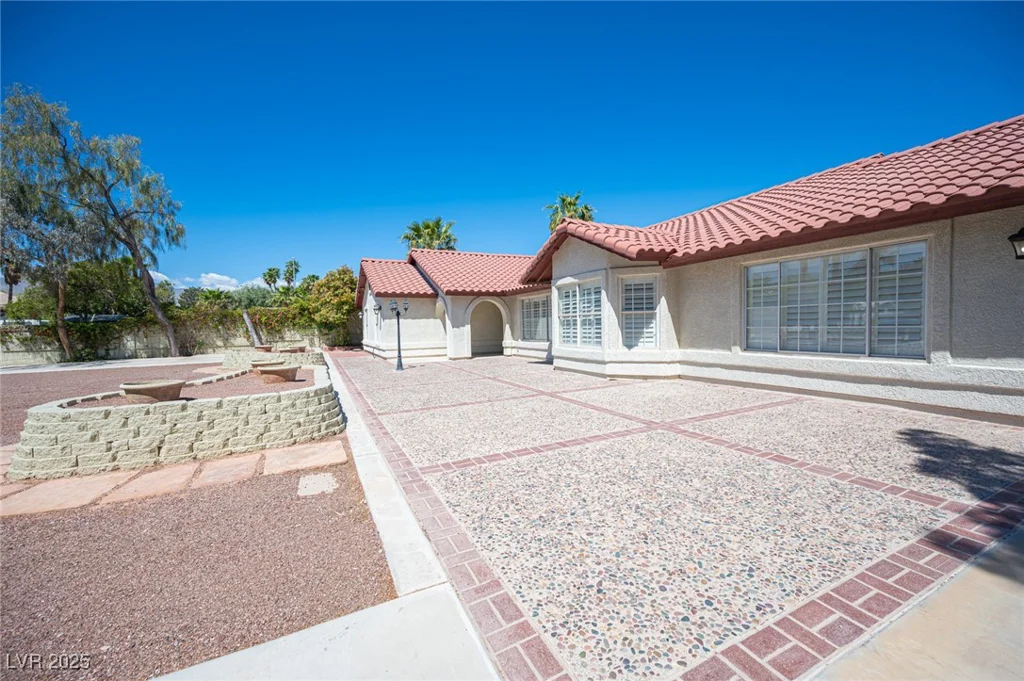 8340 Fisher, Las Vegas, NV 89149
