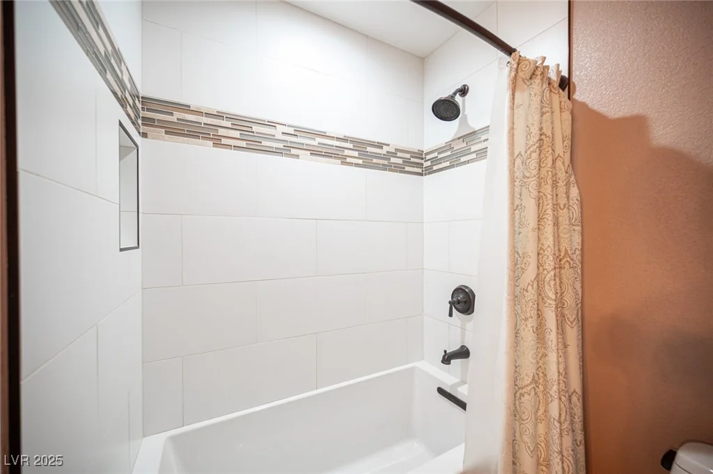 8340 Fisher, Las Vegas, NV 89149