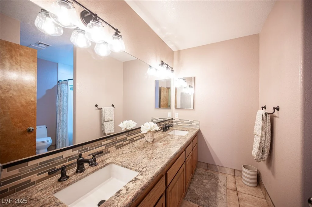 8340 Fisher, Las Vegas, NV 89149