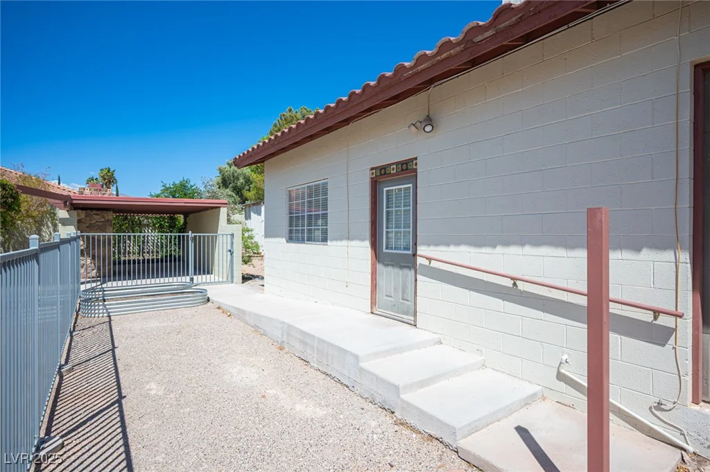 8340 Fisher, Las Vegas, NV 89149