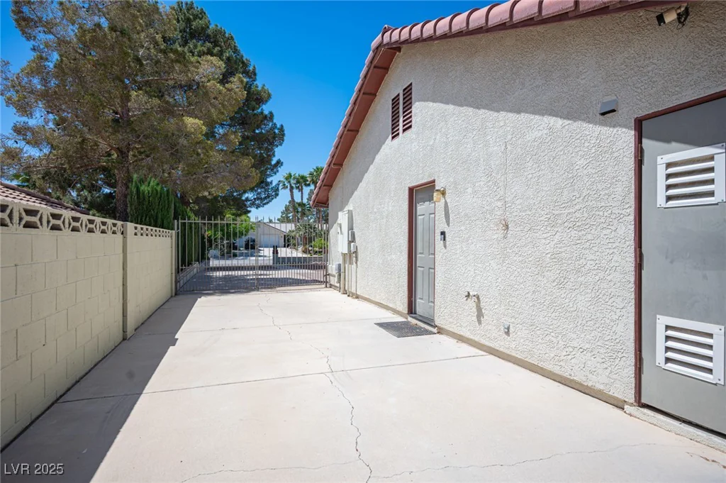8340 Fisher, Las Vegas, NV 89149