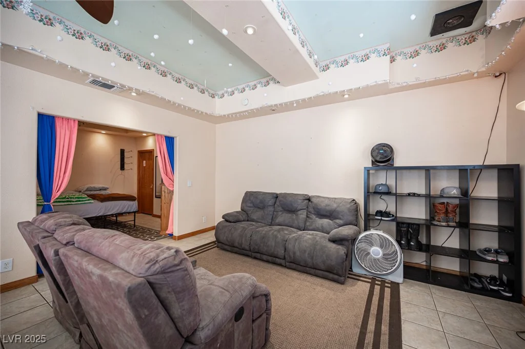 8340 Fisher, Las Vegas, NV 89149