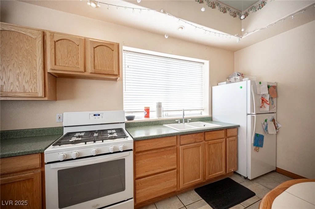 8340 Fisher, Las Vegas, NV 89149