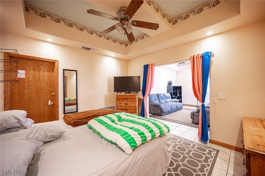 8340 Fisher, Las Vegas, NV 89149
