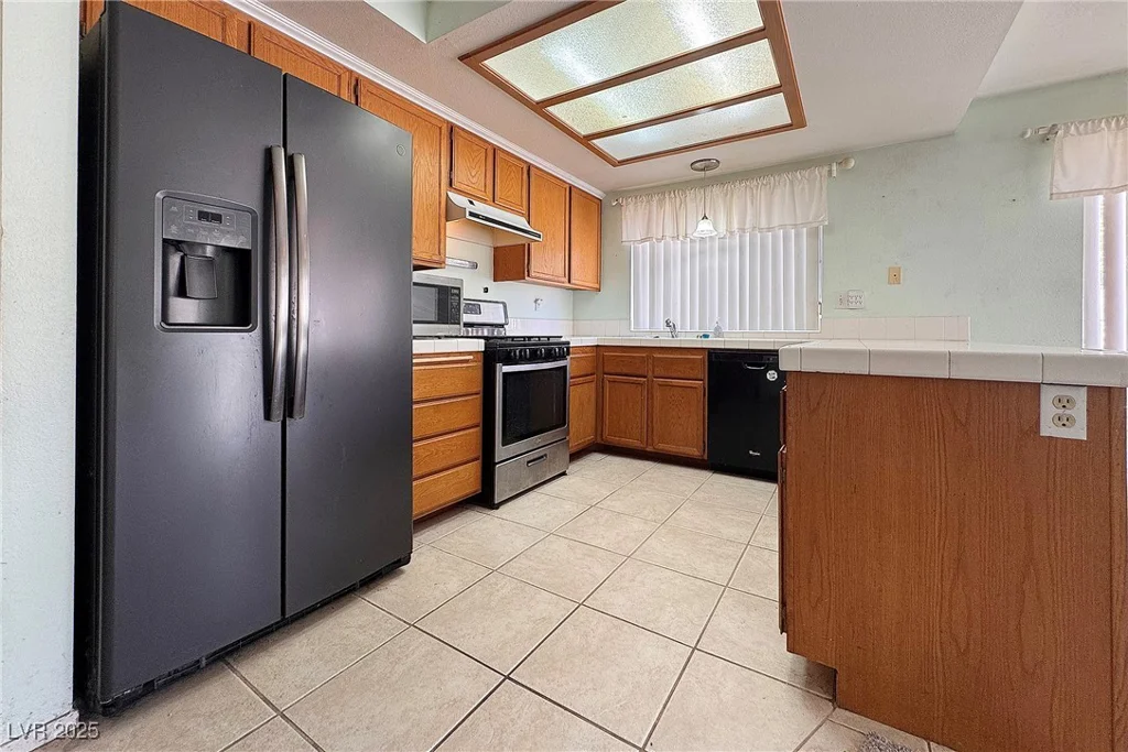 5638 Morning Song, North Las Vegas, NV 89031