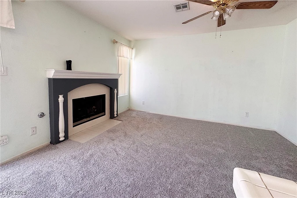 5638 Morning Song, North Las Vegas, NV 89031