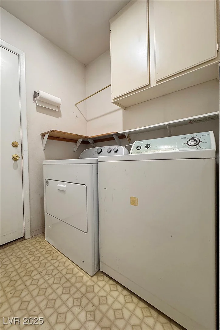 5638 Morning Song, North Las Vegas, NV 89031