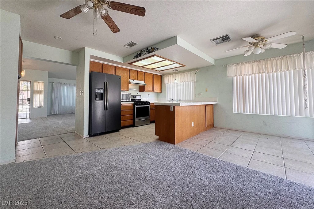 5638 Morning Song, North Las Vegas, NV 89031