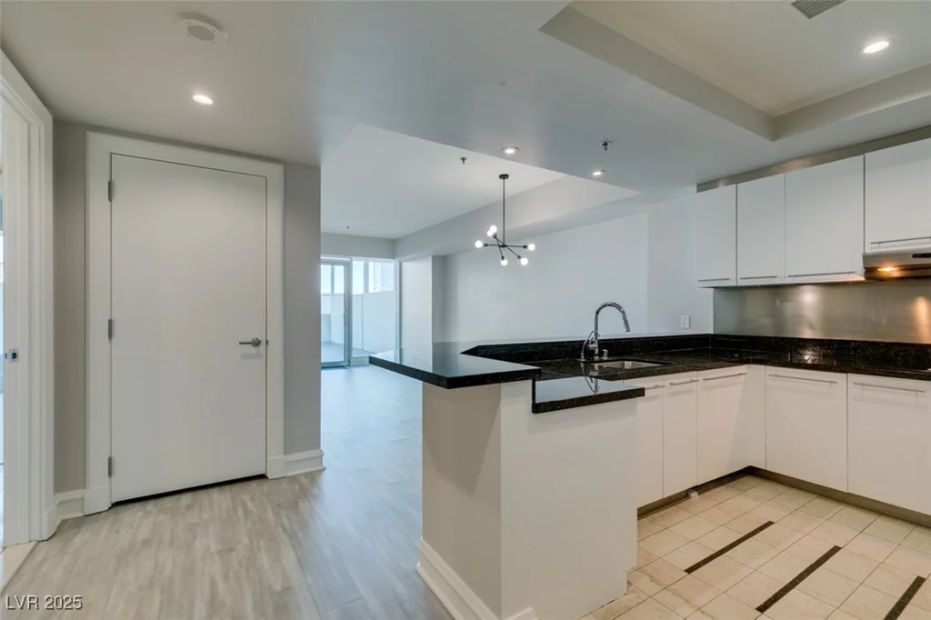 2700 Las Vegas, Las Vegas, NV 89109