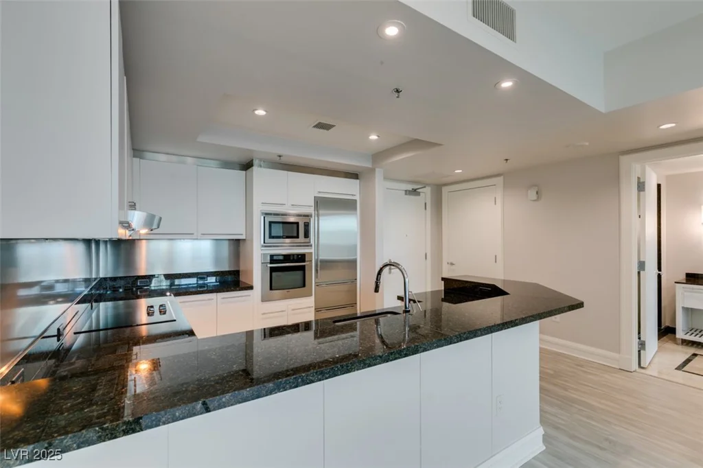 2700 Las Vegas, Las Vegas, NV 89109