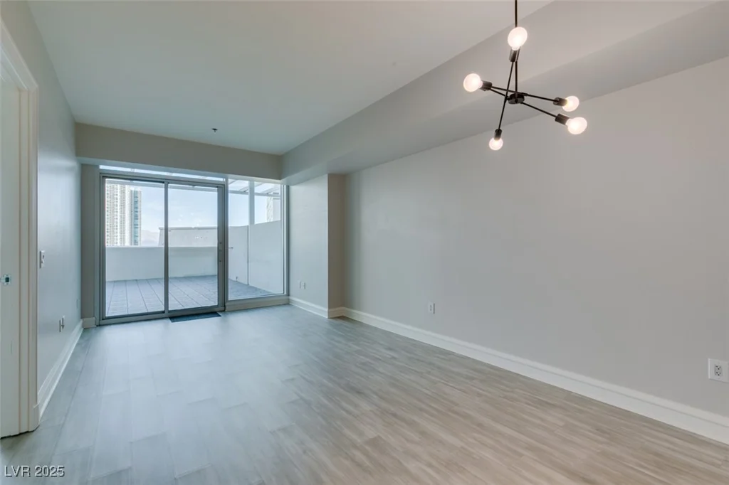 2700 Las Vegas, Las Vegas, NV 89109